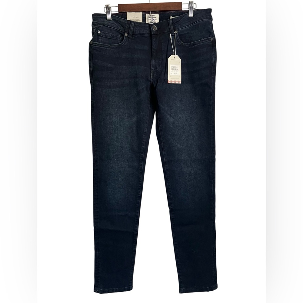 Ben Sherman Dark Washed Skinny Fit Men’s Jeans 31x34 NWT